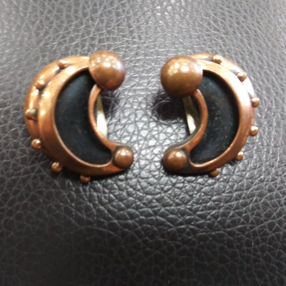 Vintage copper Renoir clip-on earrings